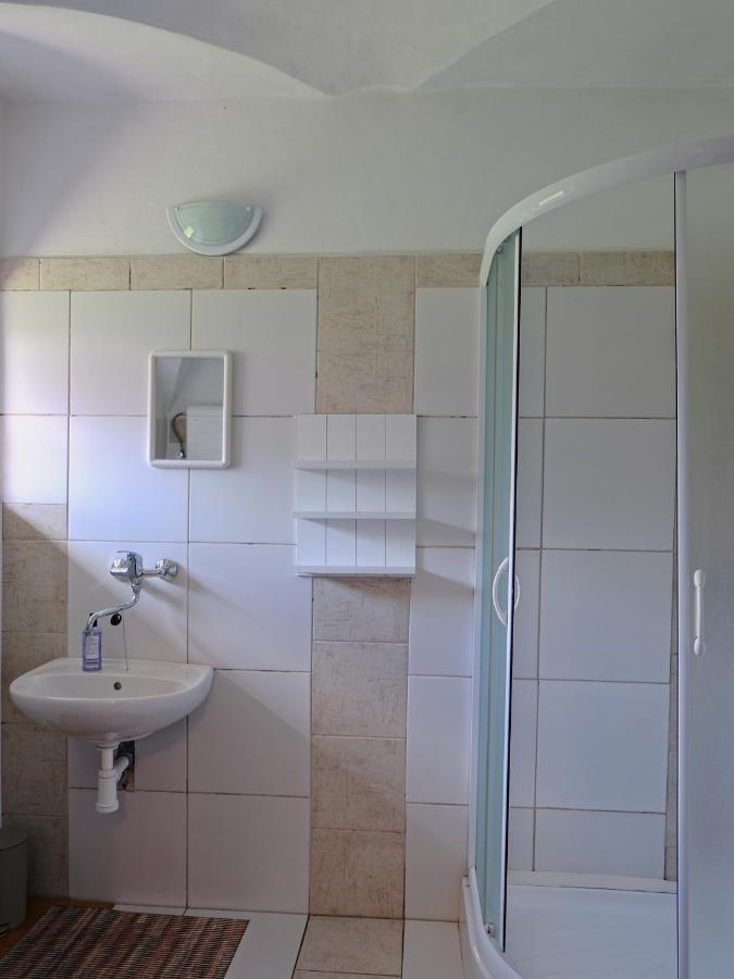 Apartmany V Broumovskem Statku المظهر الخارجي الصورة