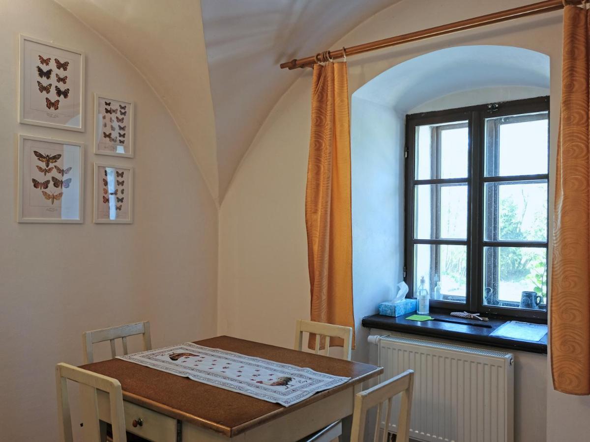 Apartmany V Broumovskem Statku المظهر الخارجي الصورة