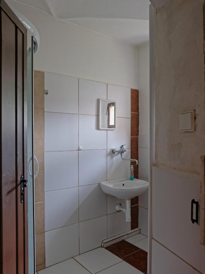Apartmany V Broumovskem Statku المظهر الخارجي الصورة